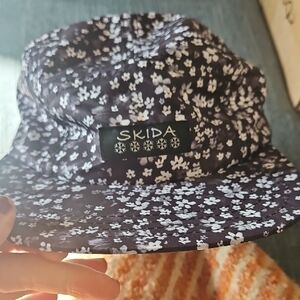 Black and White Floral Kids Cap